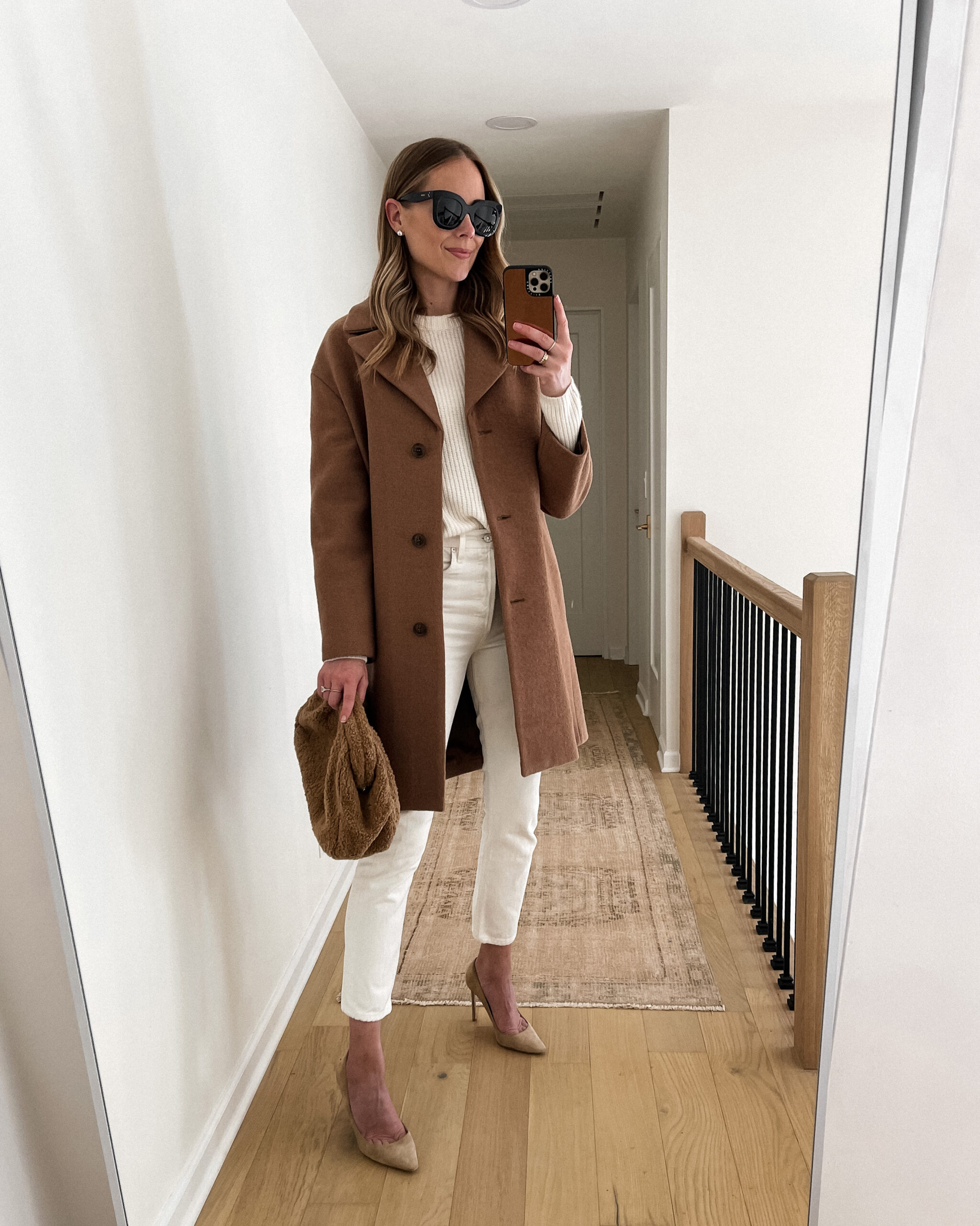 Brown Coat with Cream Sweater and White Jeans Brown Coat with Cream Sweater and White Jeans — Camel Coat Outfits
