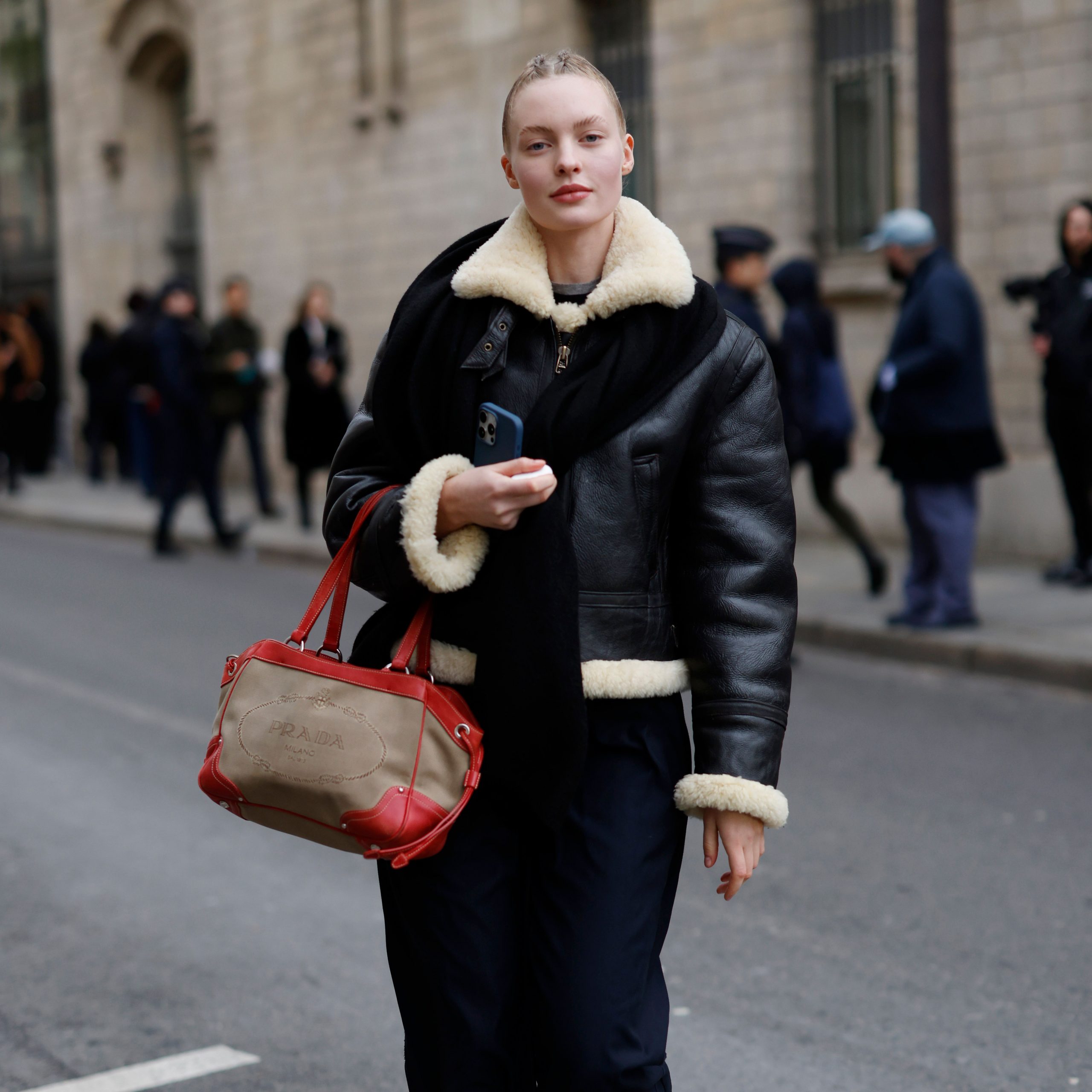 Black Leather Shearling Jacket with Red Handbag — Shearling Coat Outfits