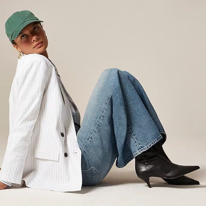 Pinstripe Blazer and Wide-Leg Jeans with Kitten Heel Boots Pinstripe Blazer and Wide-Leg Jeans with Kitten Heel Boots — Ankle Boots Outfits
