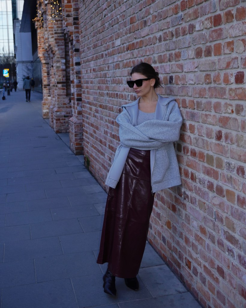 Grey Zip-Up Hoodie with Burgundy Leather Maxi Skirt Grey Zip-Up Hoodie with Burgundy Leather Maxi Skirt — Hoodie Outfits