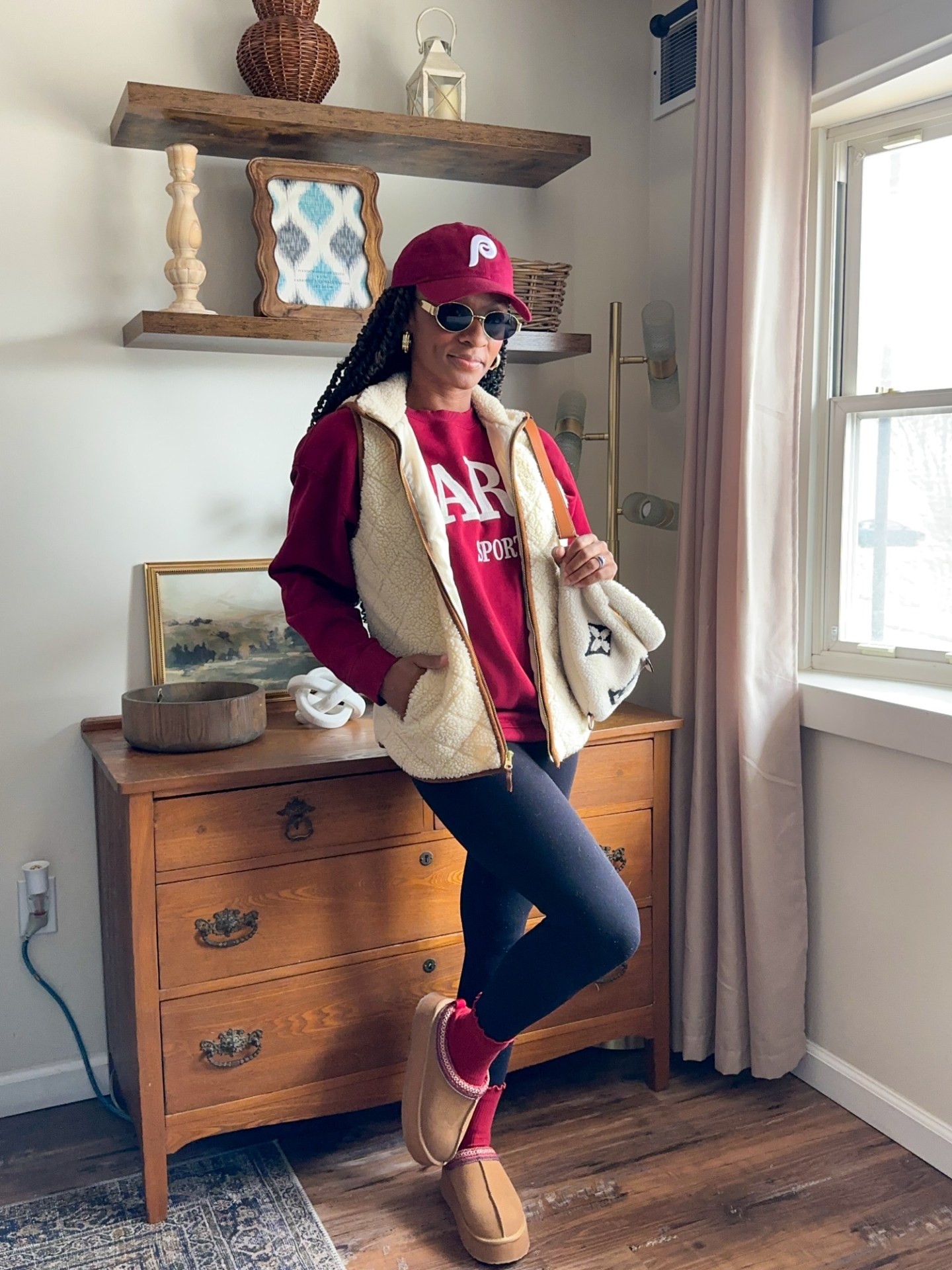 Tan Slippers Outfit Idea — Winter Outfits with Leggings