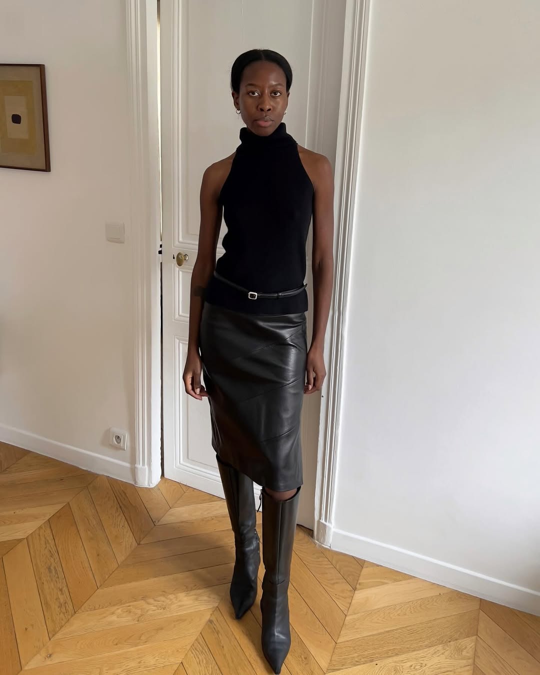 Sleek Leather Midi Skirt and Turtleneck with Black Knee-High Boots Sleek Leather Midi Skirt and Turtleneck with Black Knee-High Boots — Knee High Boots Outfits