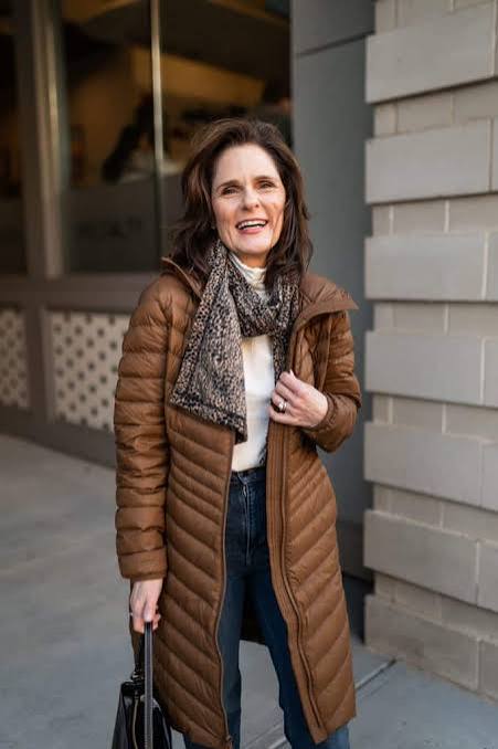 Brown Quilted Puffer with Turtleneck and Loafers Brown Quilted Puffer with Turtleneck and Loafers — Winter Puffer Jacket Outfits