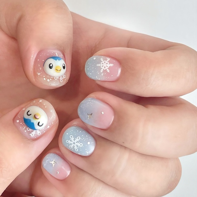 3D Penguin Gradient Nails 3D Penguin Gradient Nails — Winter Nails for Kids