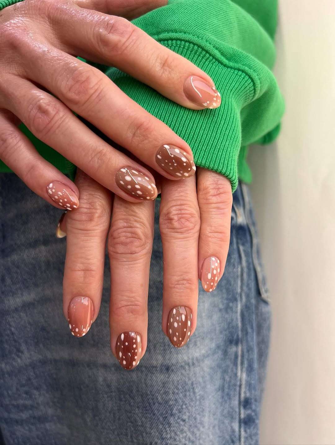 Fawn Print French Tip Short Almonds Fawn Print French Tip Short Almonds — Simple Winter Nails
