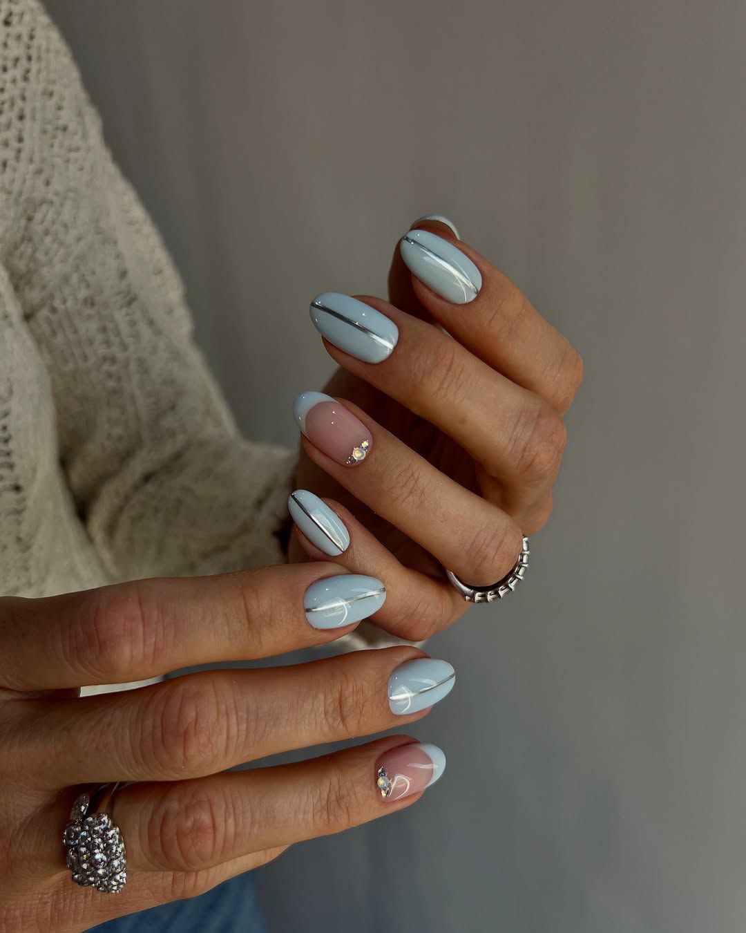 Periwinkle Blue Shimmer Short Oval Nails Periwinkle Blue Shimmer Short Oval Nails — Icy Blue Nails
