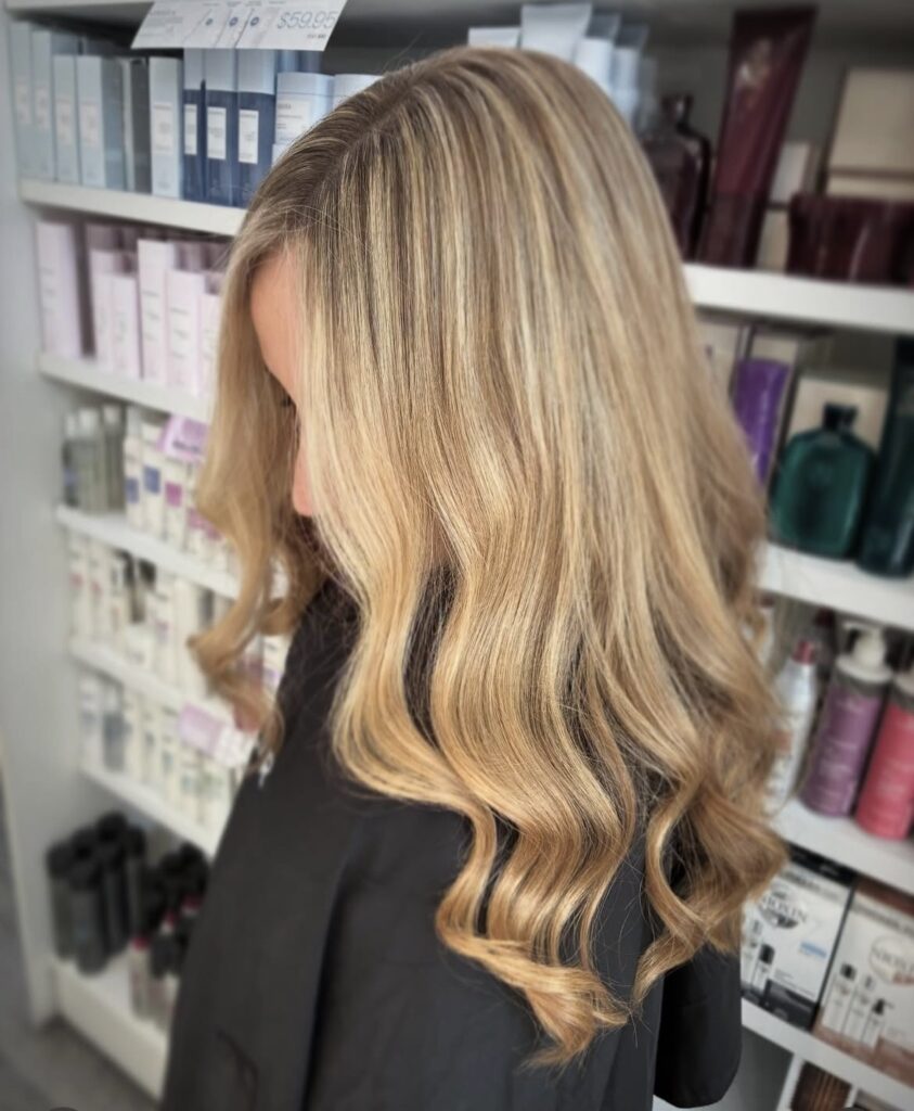 Honey Blonde With Darker Roots Honey Blonde With Darker Roots — Winter Hairstyles