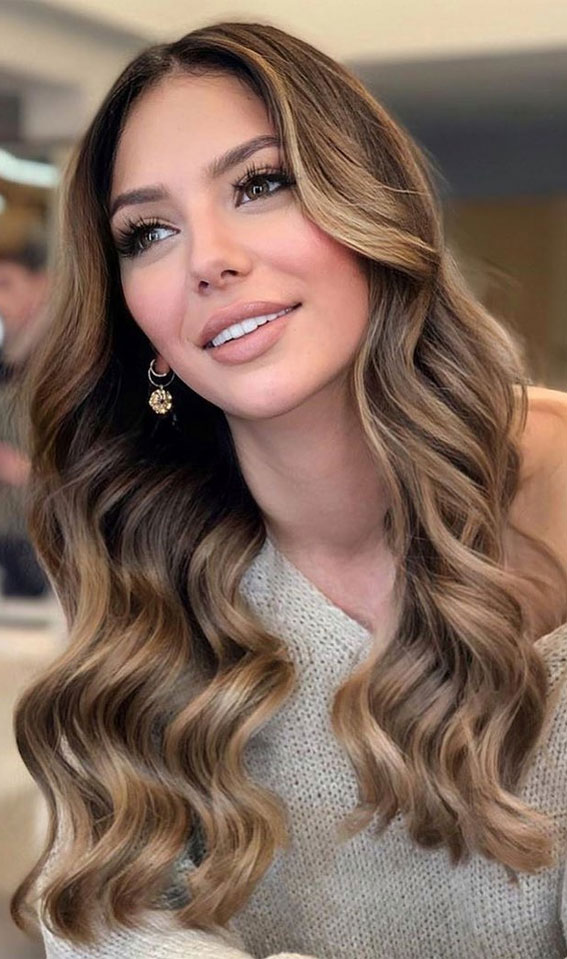 Dark Blonde with Ash Blonde Highlights Dark Blonde with Ash Blonde Highlights — Winter Hair Colors for Brown Eyes
