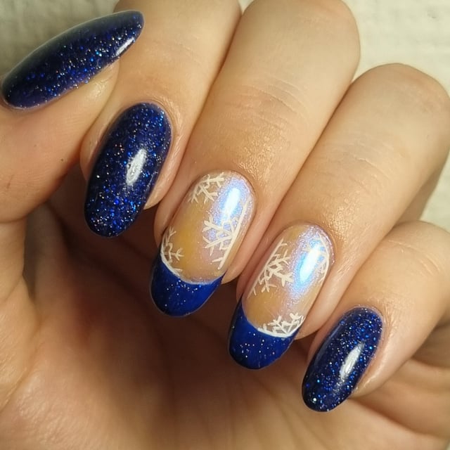 Deep Blue Glitter with Blue French Snowflake Nails — Winter Glitter Nails