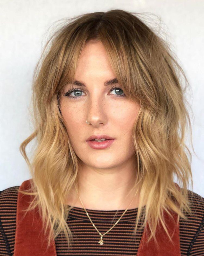 Collarbone Shag With Honey Blonde Balayage — Winter Hairstyles for Thin Hair