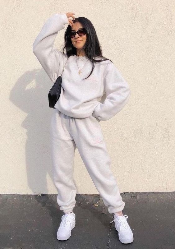 Cream Quilted Puffer Jacket with Black Turtleneck and Skinny Jeans Cream Quilted Puffer Jacket with Black Turtleneck and Skinny Jeans — Baddie Winter Outfits