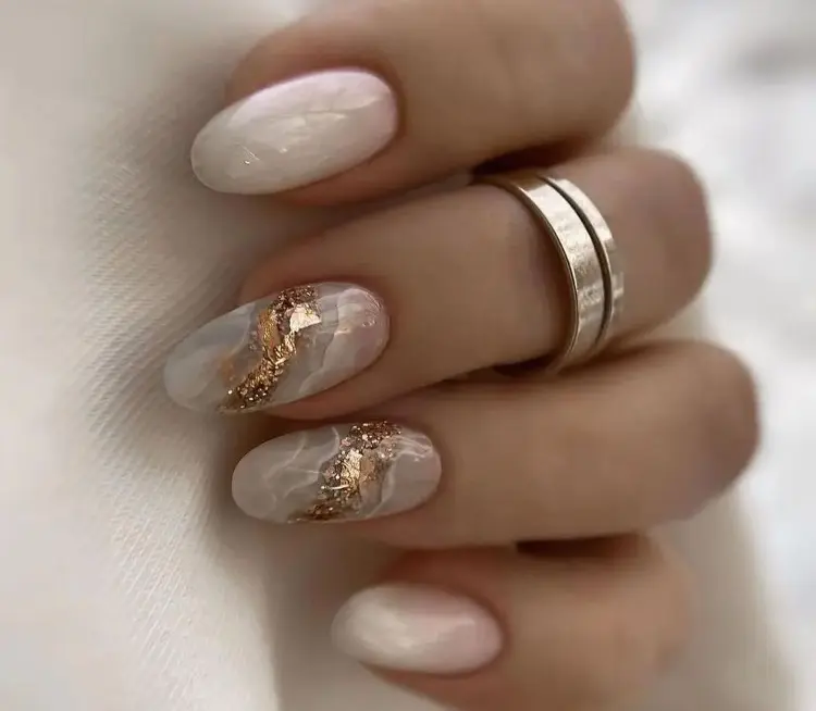 Pearlescent White with Grey Marble and Gold — Winter Marble Nails