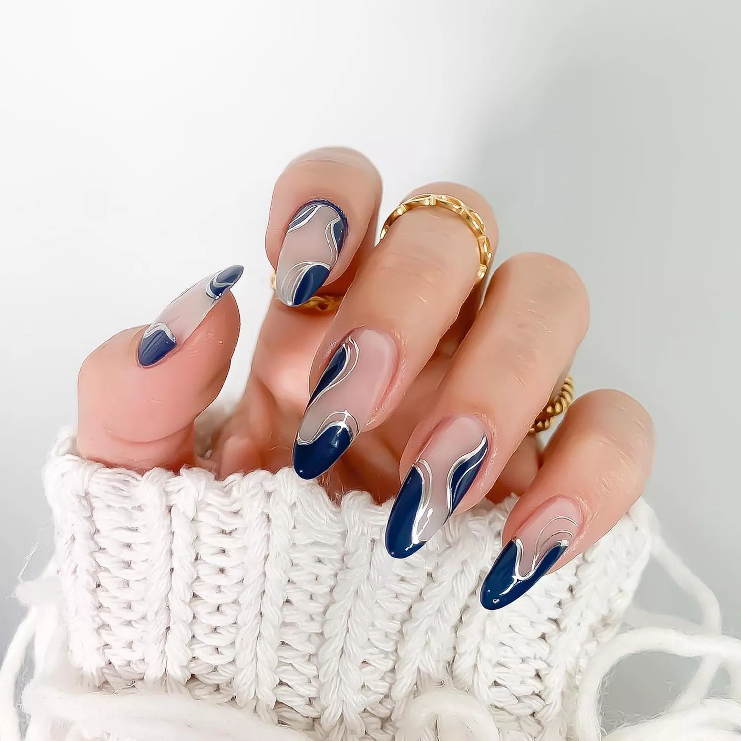 Winter Chrome Nails