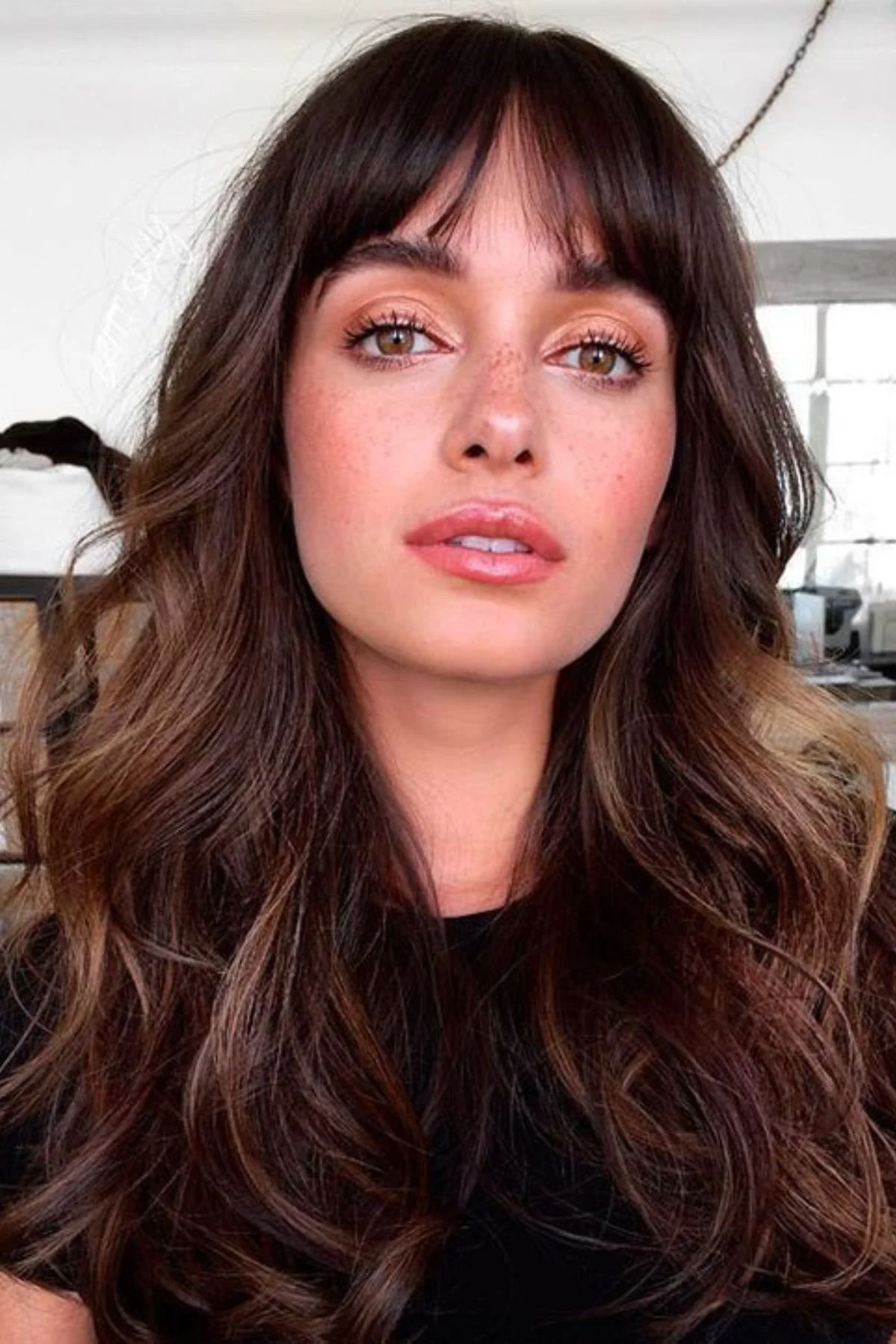 Mid-Back Layers With Full Bangs Balayage Mid-Back Layers With Full Bangs Balayage — Winter Haircuts with Bangs