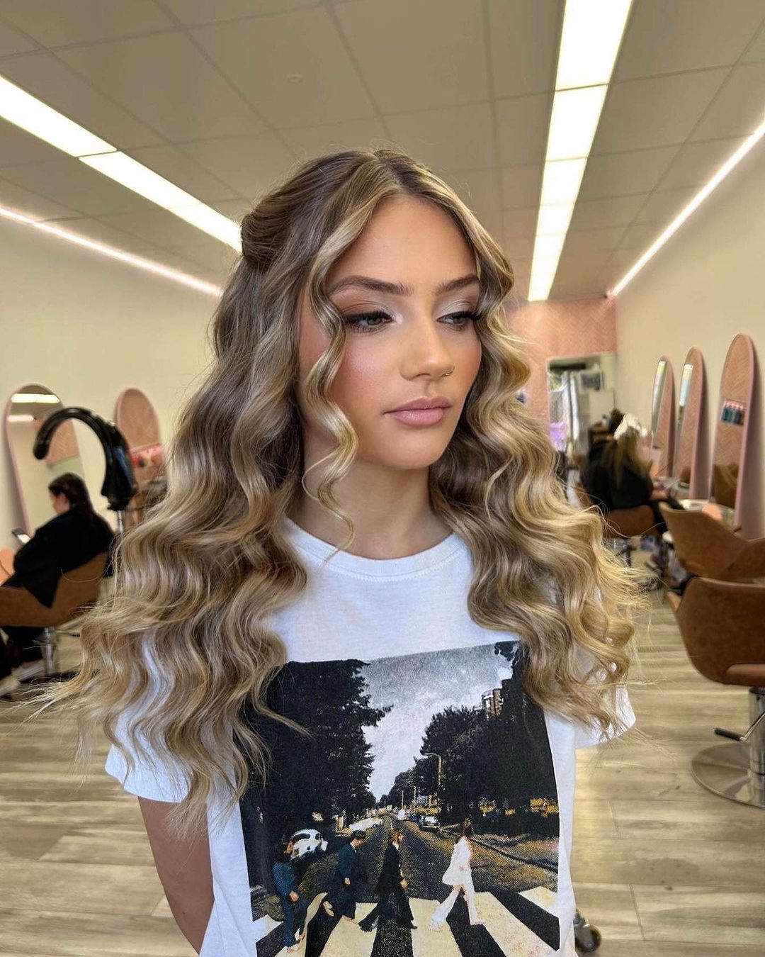 Ash Blonde Base With Bright Blonde Balayage Ash Blonde Base With Bright Blonde Balayage — Reverse Balayage