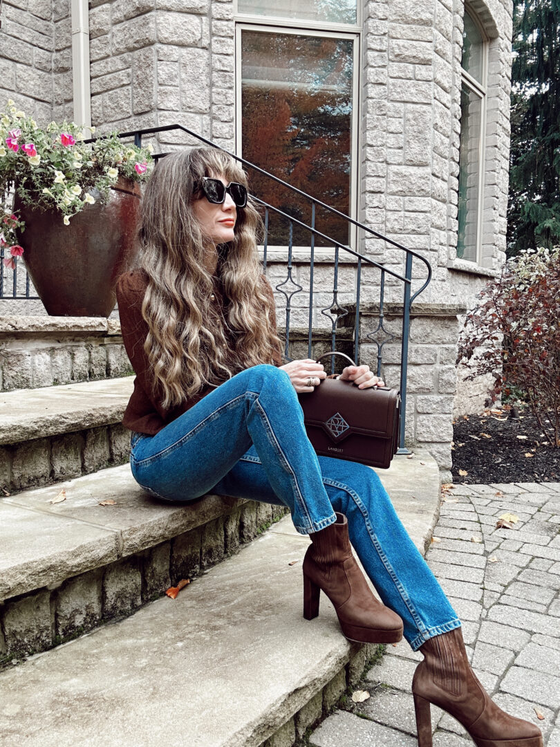 Platform Statement: Brown Platform Boots with Knit Top and Jeans — Brown Boots Outfits