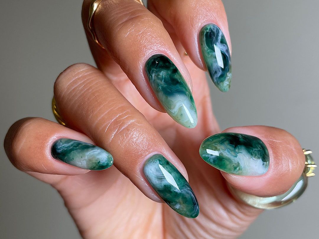 Translucent Emerald Green Marble Nails Translucent Emerald Green Marble Nails — Emerald Green Nails