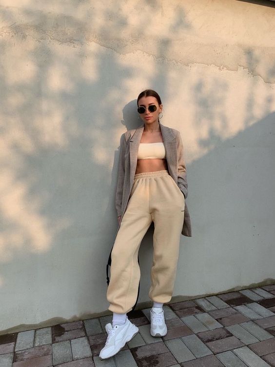 Polished Comfort: Beige Sweatpants with Bandeau Top and Blazer — Sweatpants Outfits