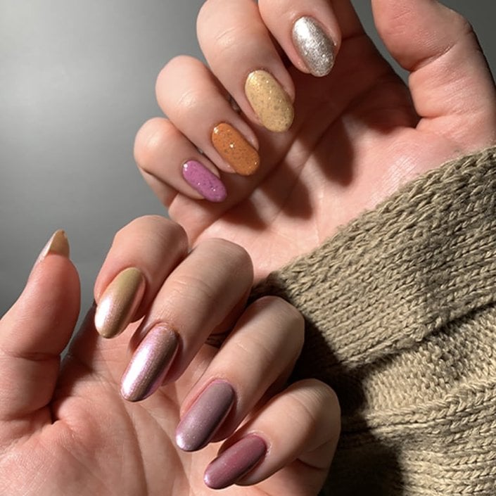 Short Oval Winter Color Mix — Winter Gel Nail Colors
