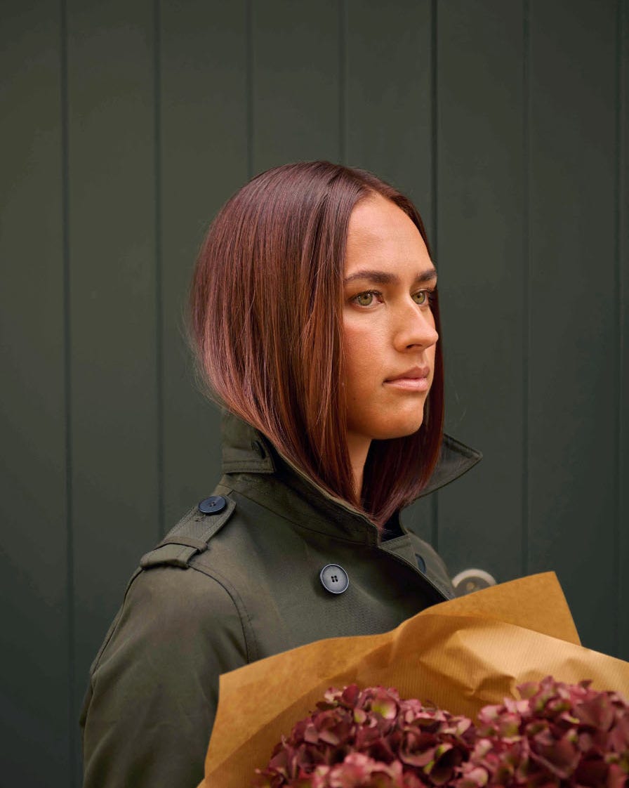 Chocolate Brown Bob with Pinkish Highlights — Winter Hair Colors for Short Hair