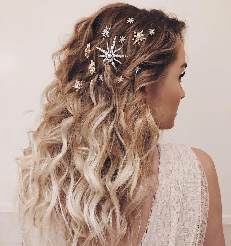 Blonde Balayage Waves With Star Clips Blonde Balayage Waves With Star Clips — Winter Party Hairstyles