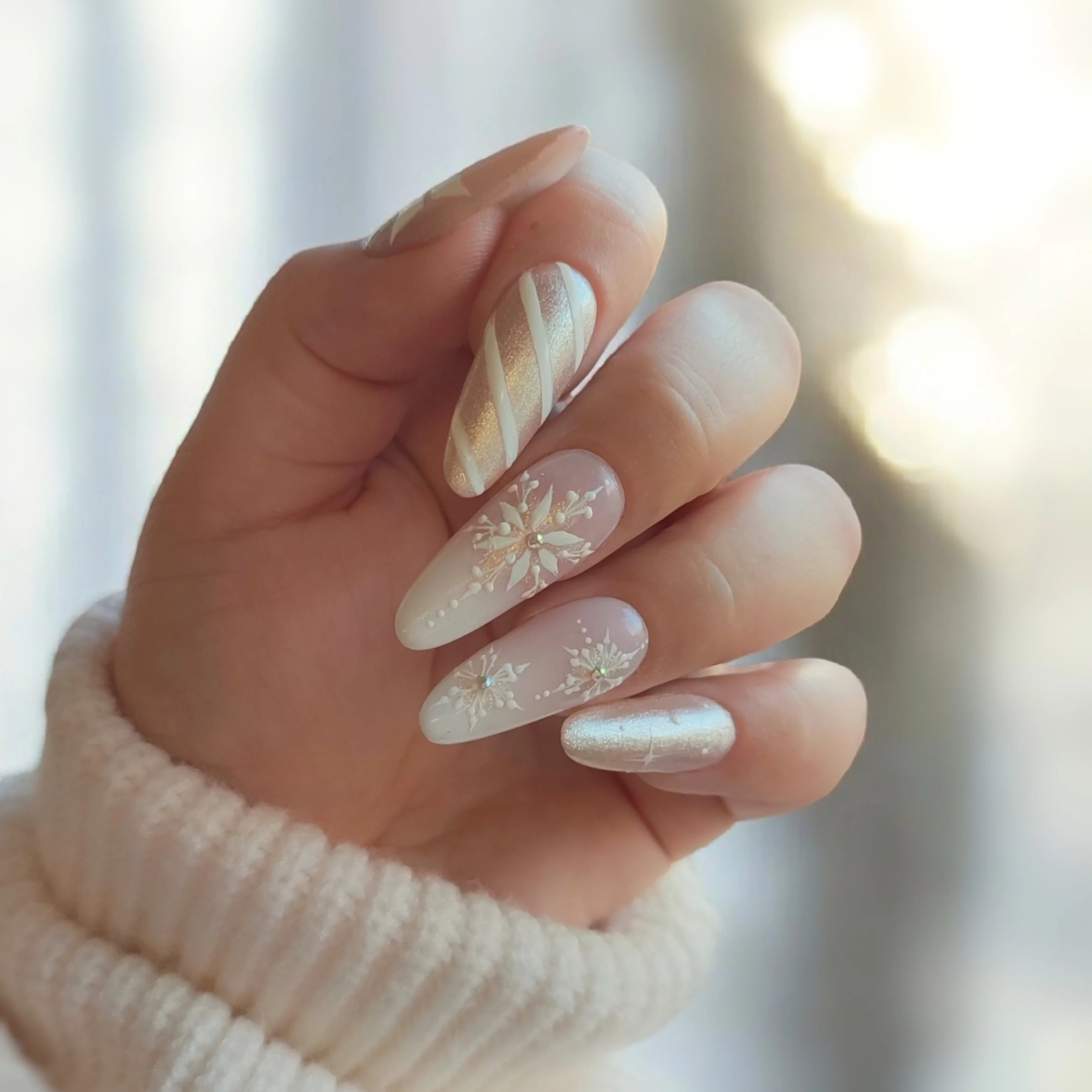 Off-White Champagne Shimmer Snowflake Nails — Winter Acrylic Nail Colors