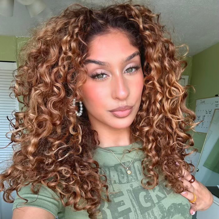 Shoulder Layers With Caramel Balayage Shoulder Layers With Caramel Balayage — Winter Haircuts for Curly Hair