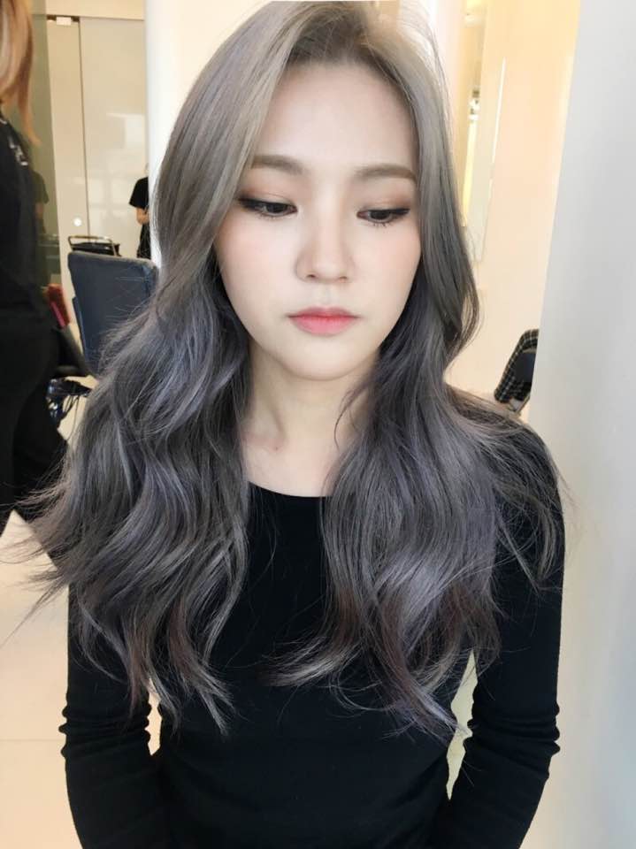 Smoky Gray With Ash Blonde Smoky Gray With Ash Blonde — Winter Hair Colors for Gray Hair