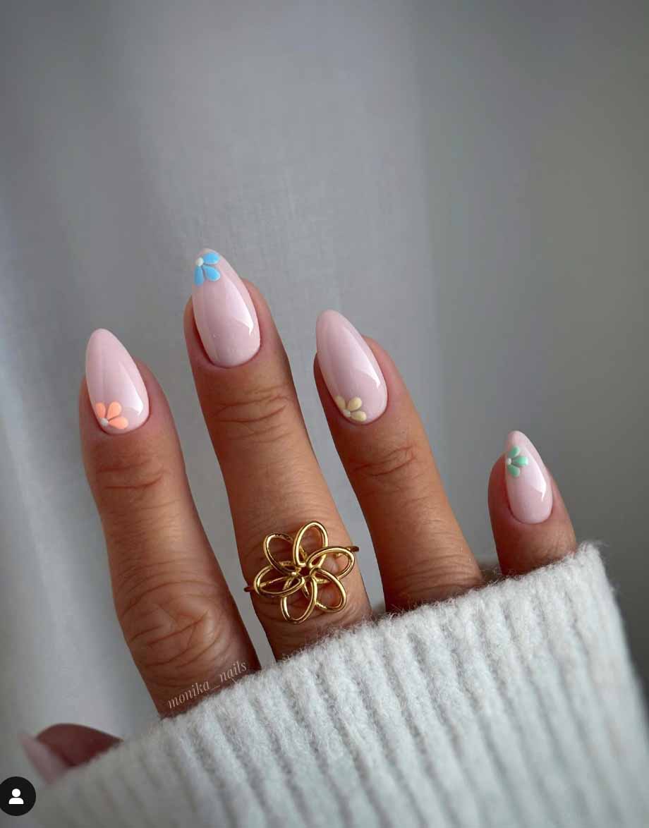 Pale Pink Pastel Flower Accent Nails Pale Pink Pastel Flower Accent Nails — Simple Nail Designs
