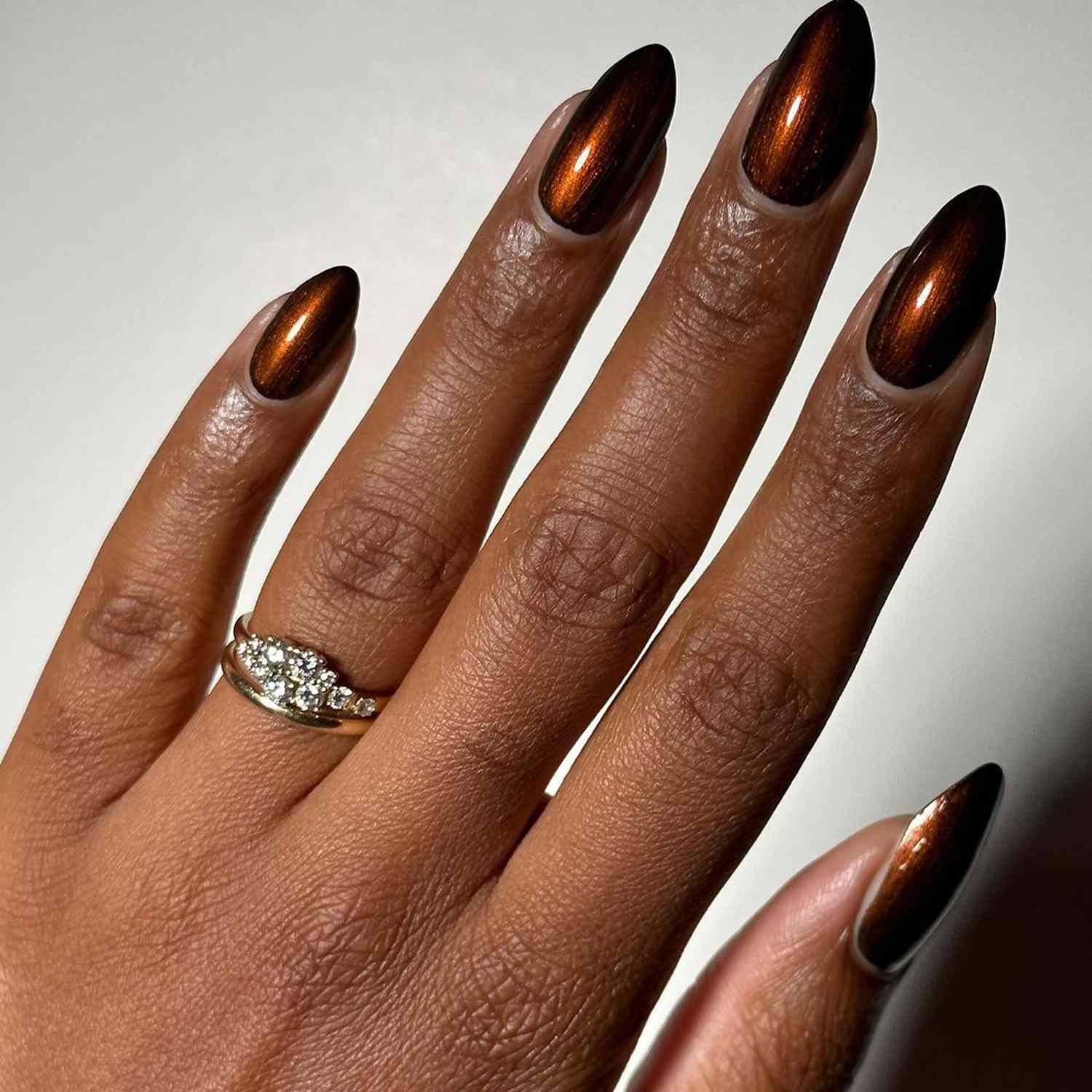 Metallic Coppery Chocolate Stilettos Metallic Coppery Chocolate Stilettos — Chocolate Brown Nails