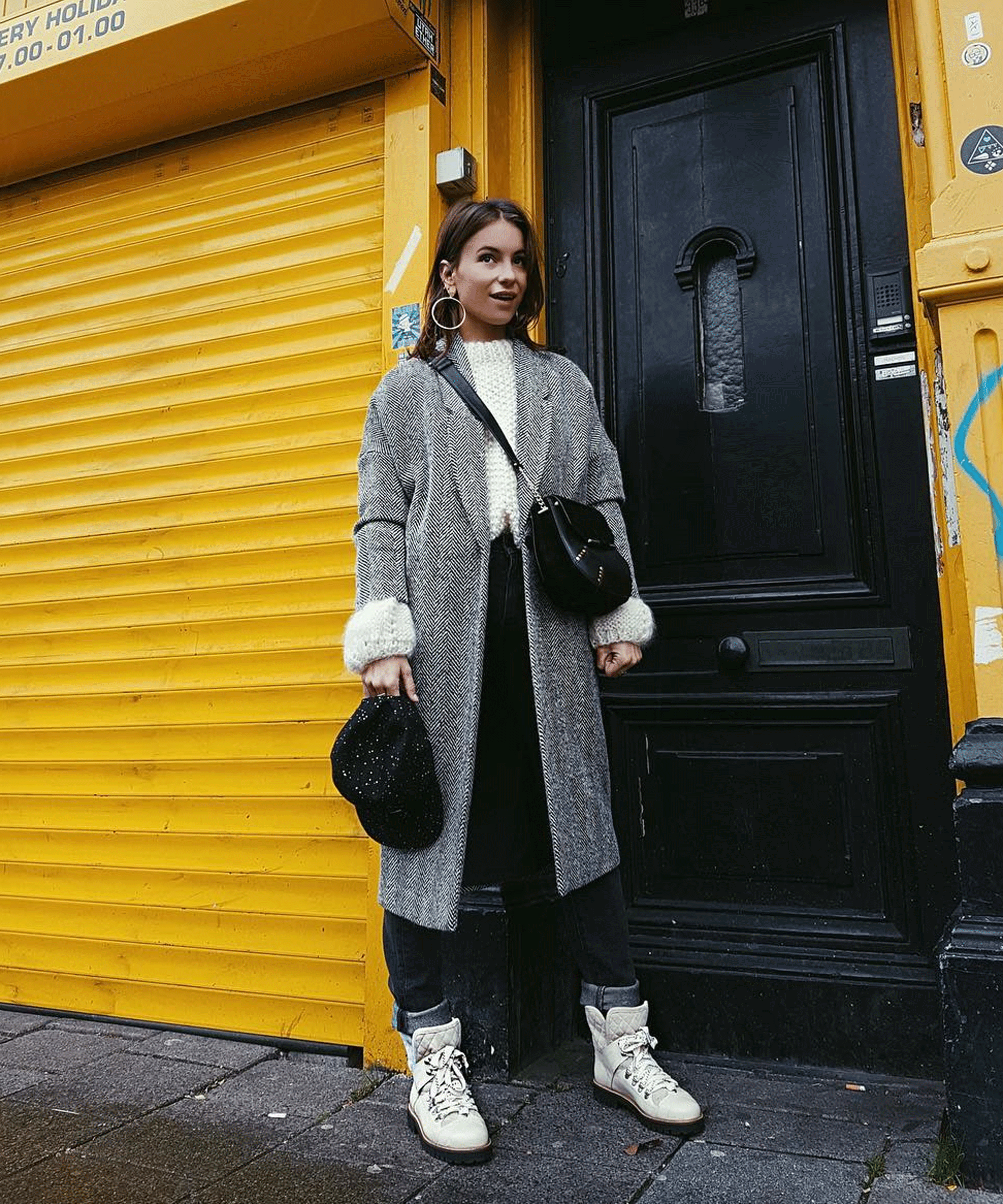 Herringbone Coat with Faux Fur Cuffs for a Chic Winter Casual Ensemble Herringbone Coat with Faux Fur Cuffs for a Chic Winter Casual Ensemble — December Outfits