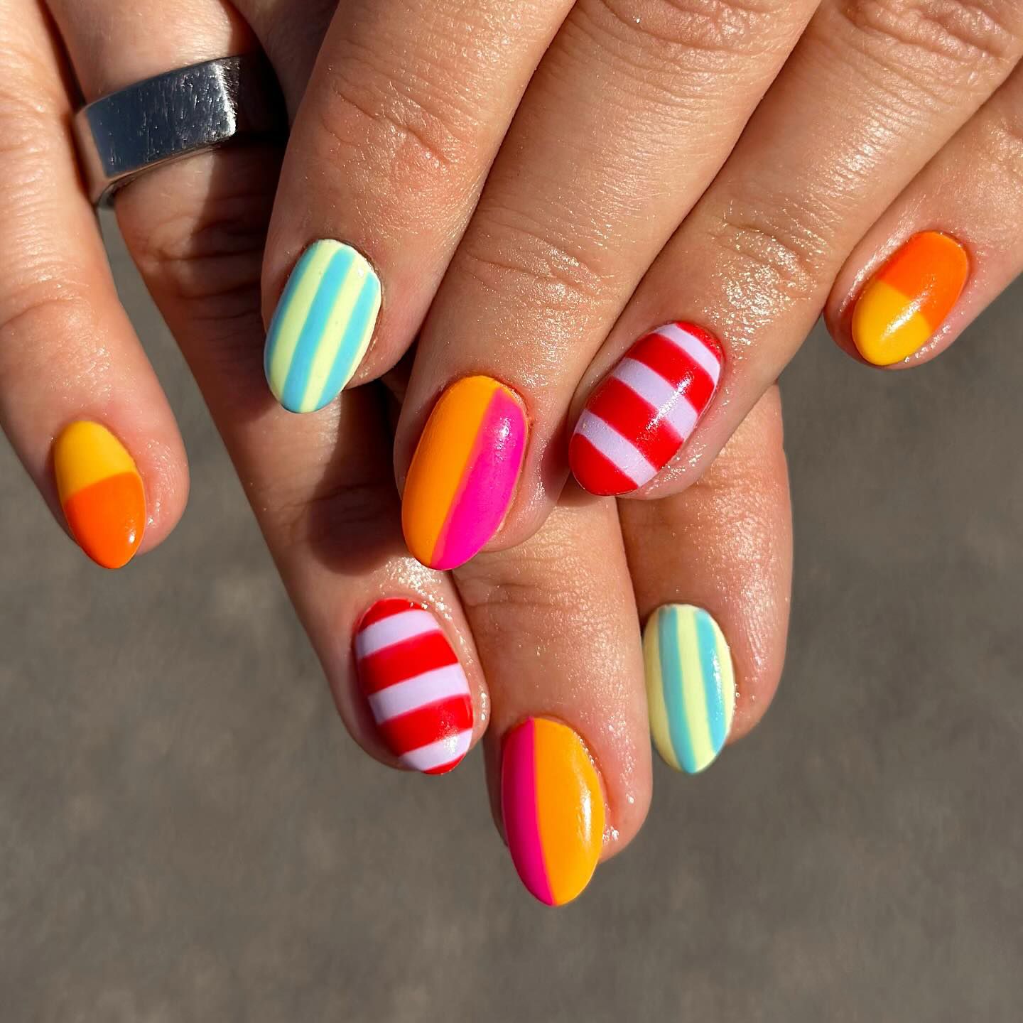Short Oval Striped and Color-Blocked Nails — Easy Nail Designs