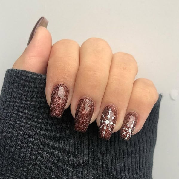 Copper Glitter Snowflake Coffin Nails Copper Glitter Snowflake Coffin Nails — Snowflake Nails