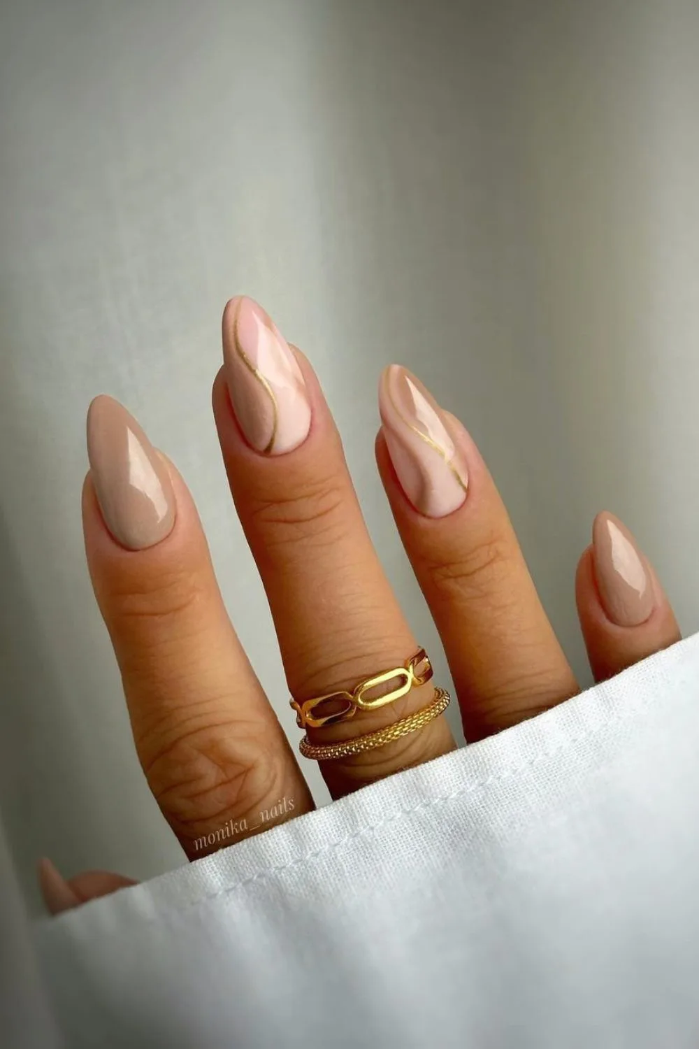 Gold Foil Lines On Accent Nails Visual Idea Gold Foil Lines On Accent Nails Visual Idea — Classy Winter Nails