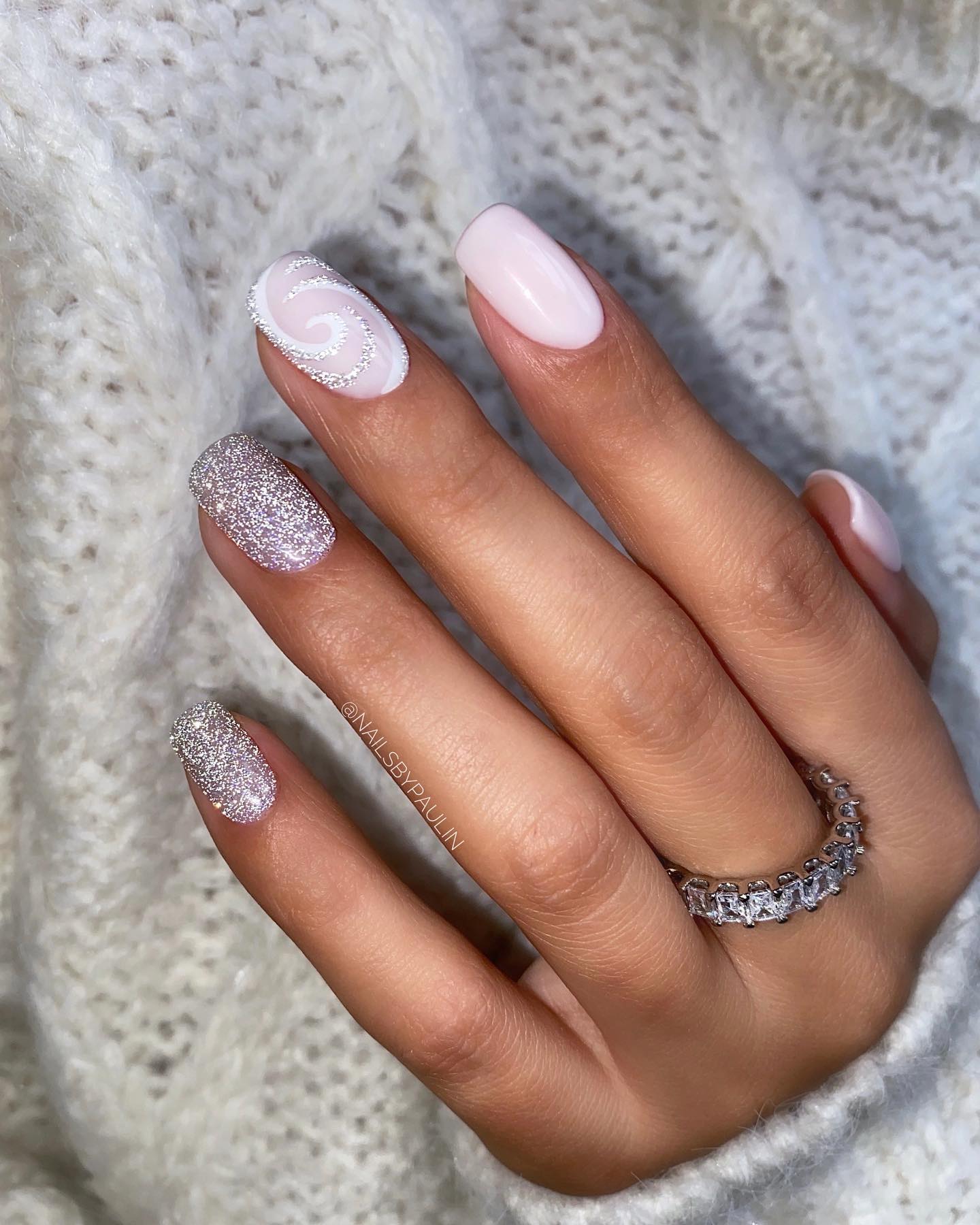 Pale Pink White Silver Glitter Visual Idea Pale Pink White Silver Glitter Visual Idea — Winter Formal Nails