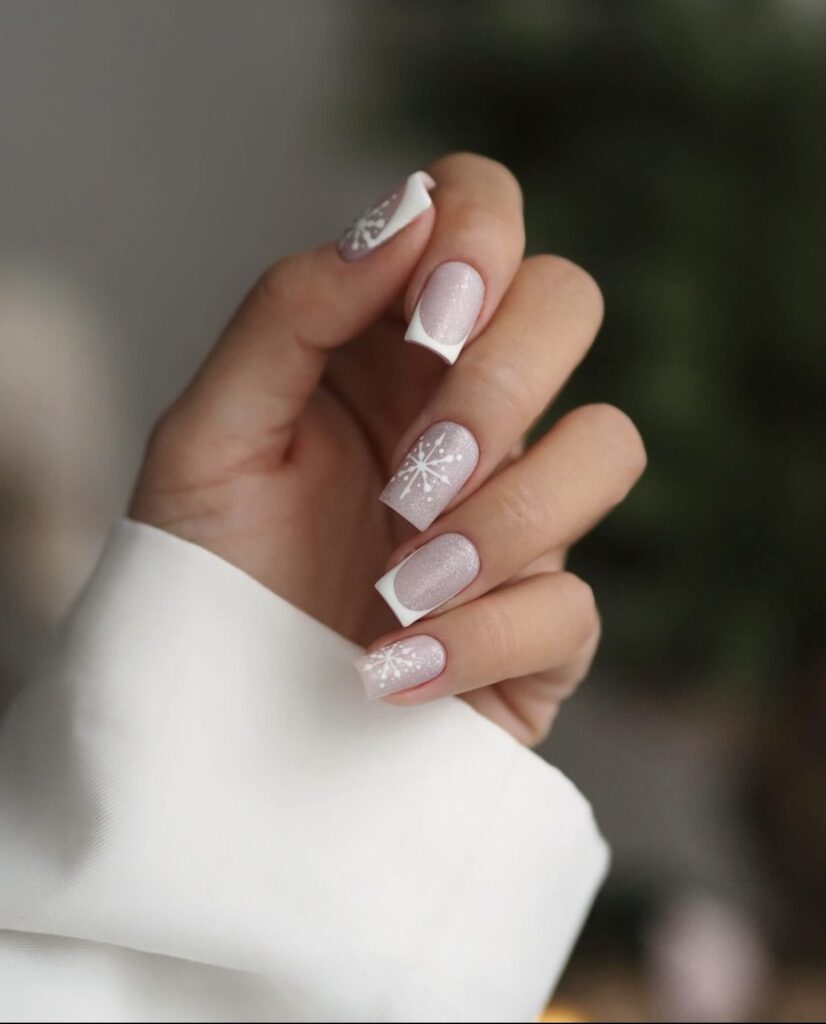 Classic Winter French with Snowflake Sparkle Classic Winter French with Snowflake Sparkle — Short Winter Acrylic Nails