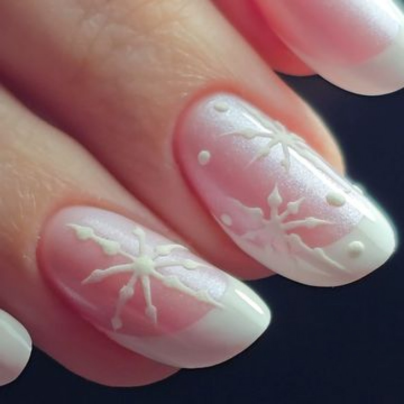 Textured 3D Snowflake French Nails Textured 3D Snowflake French Nails — Snowflake Nails