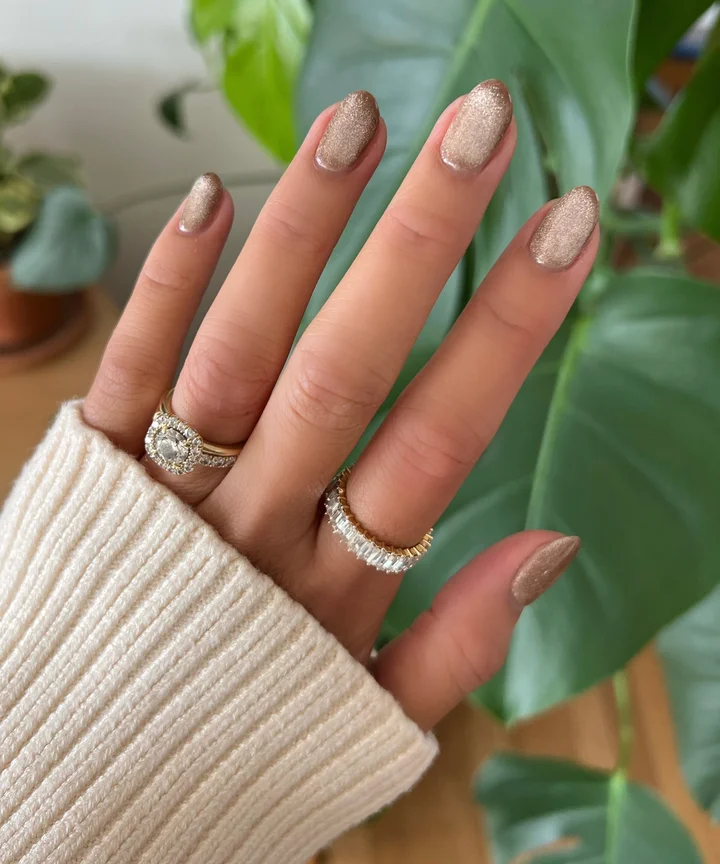 High Gloss Visual Idea — Winter Oval Nails