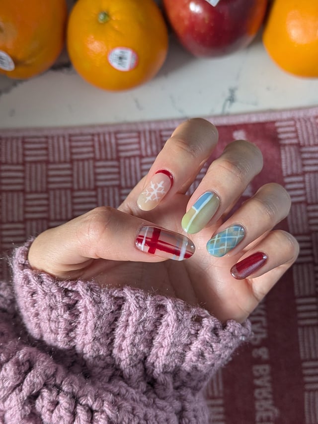 Nude Snowflake Red French Ovals Nude Snowflake Red French Ovals — Winter Nail Colors