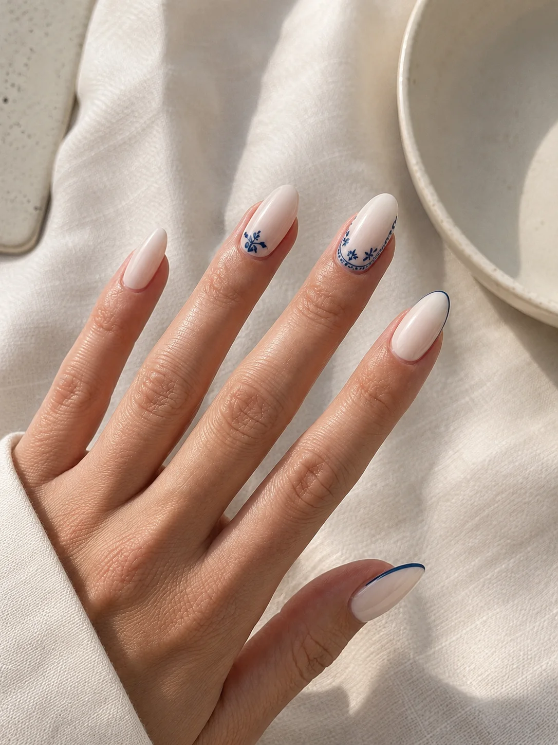 Off-White Blue Floral Outline Nails Off-White Blue Floral Outline Nails — Simple Nail Designs