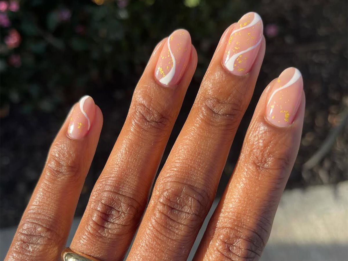 Peachy Nude White Swirl Gold Flake Oval Nails Peachy Nude White Swirl Gold Flake Oval Nails — Classy Simple Nail Designs