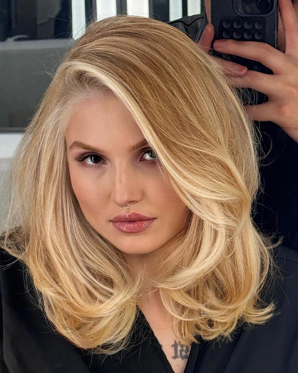 Blonde Lob With Face-Framing Layers Blonde Lob With Face-Framing Layers — Cute Winter Hairstyles