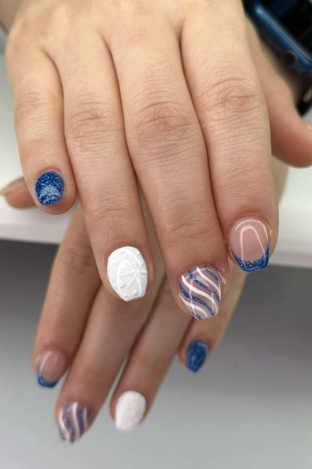 Nude Blue Glitter Wavy Stripe Nails Nude Blue Glitter Wavy Stripe Nails — Short Winter Nails