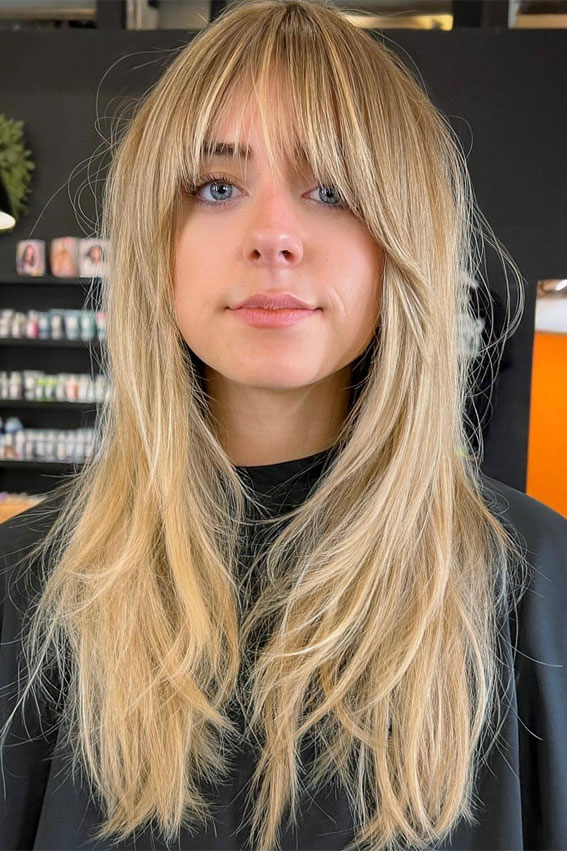 Mid-Back Ash Blonde With Soft Waves Mid-Back Ash Blonde With Soft Waves — Winter Hairstyles with Bangs