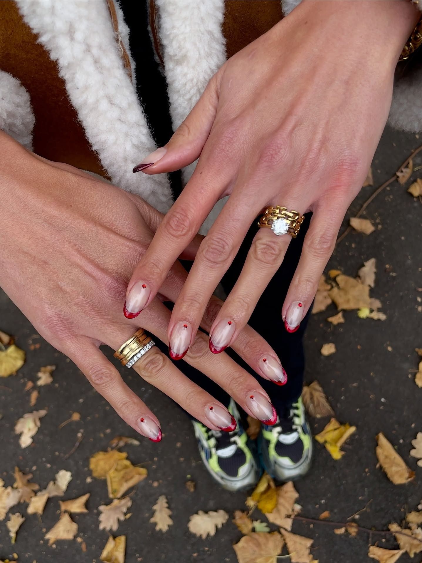 Red French Tips with Dots Red French Tips with Dots — Winter Nail Colors