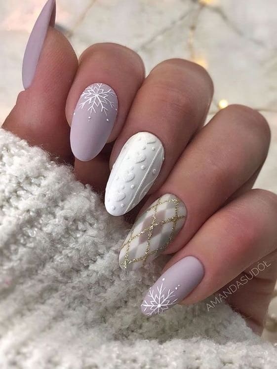 Festive Lilac Winter Mix — Sweater Nails