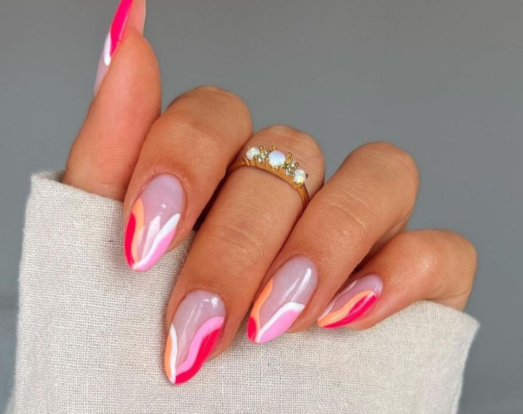 Medium Almond Abstract Wavy Lines Medium Almond Abstract Wavy Lines — Trendy Simple Nail Designs