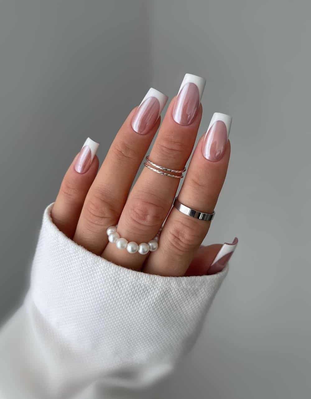 Pearlescent Chrome French Tip Nails Pearlescent Chrome French Tip Nails — Cute Winter Nails