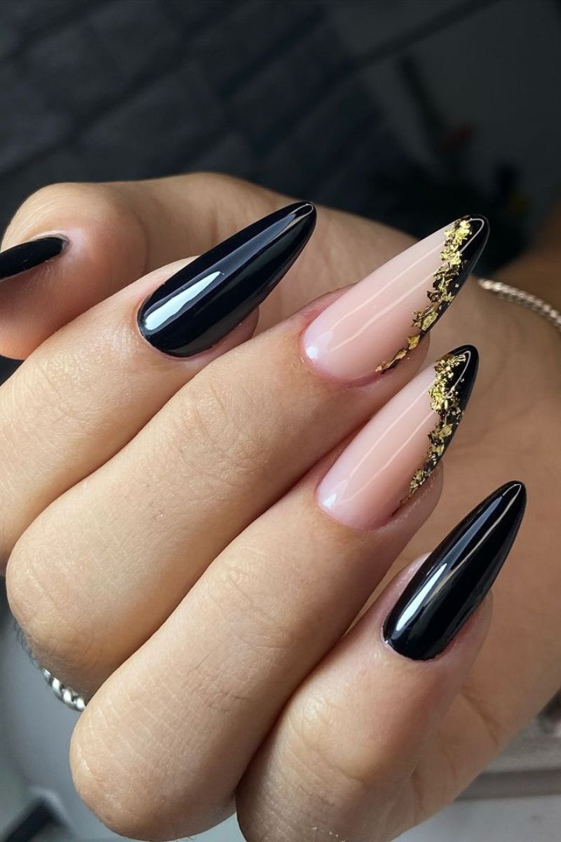 High Gloss Visual Idea — Winter Stiletto Nails