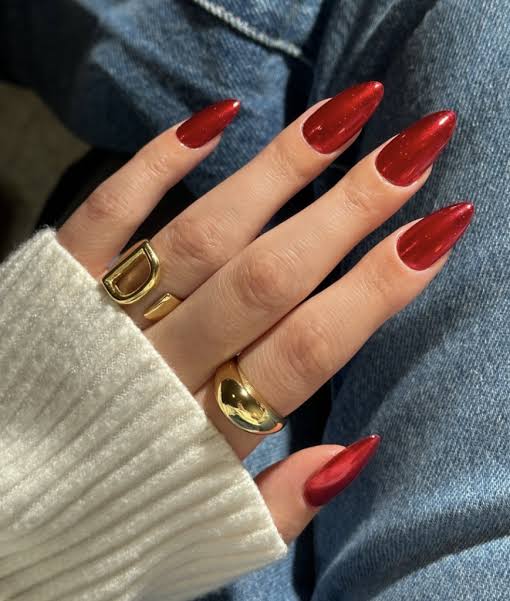 Glossy Jelly-Like Visual Idea — Winter Almond Nails